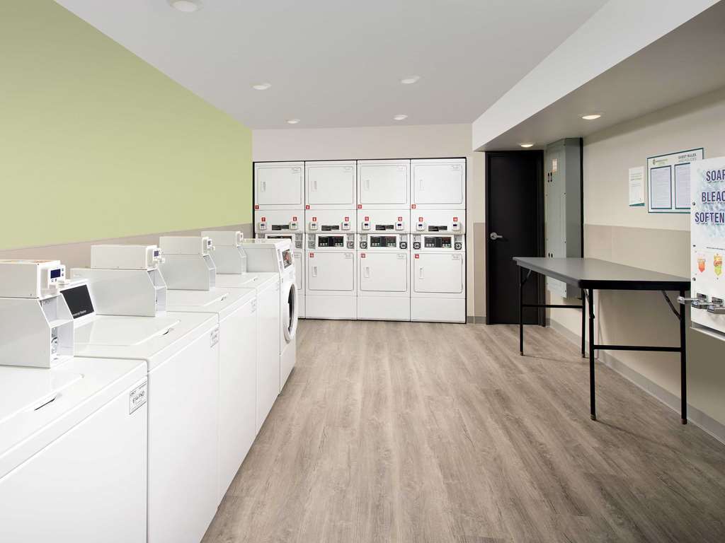 Woodspring Suites Carol Stream - Chicago Facilities photo